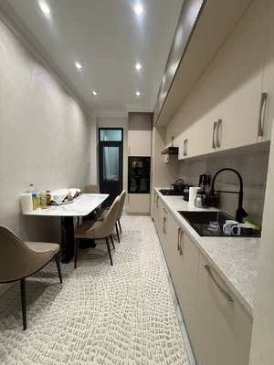 Фото 4 4-комн. квартира в ТРЦ High Town