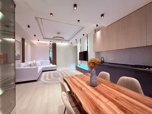 Фото 3 3-комн. квартира в Тезикова