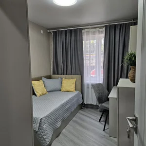 Фото 4 3-комн. квартира в Максима Горького