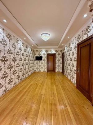 Фото 3 3-комн. квартира в Корейский здания