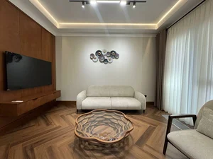 Фото 2 3-комн. квартира в Mirabad Avenue