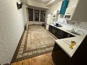 Фото 6 4-комн. квартира в Мирабадском районе