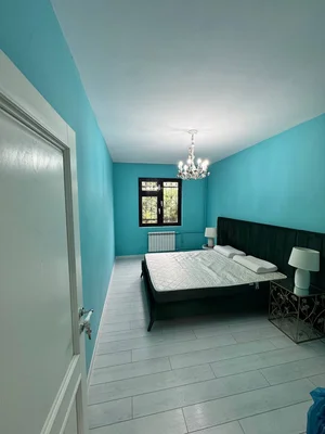 Фото 1 2-комн. квартира в САзимова