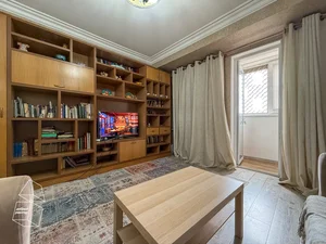 Фото 2 Квартира в Мирзо-Улугбекском районе