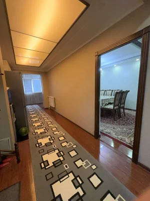 Фото 2 3-комн. квартира в Карасу