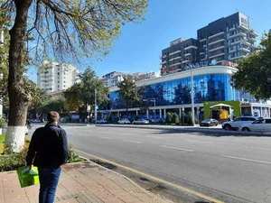 Фото 1 4-комн. квартира в районе с развитой инфраструктурой