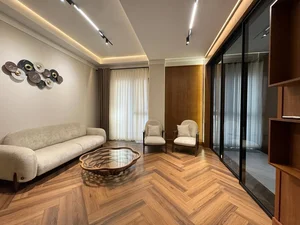 Фото 5 3-комн. квартира в Mirabad Avenue