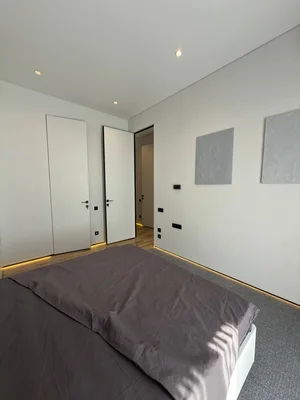 Фото 1 3-комн. квартира в Миробод