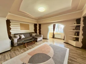 Фото 1 2-комн. квартира в ЦУМ