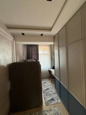 Фото 6 3-комн. Комната в Dream House