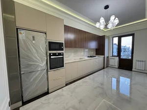 Фото 1 3-комн. квартира в Мирабадском районе