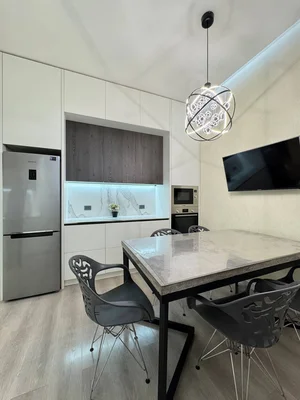 Фото 2 4-комн. квартира в Охраняемый элитный двор с фонтаном и детской площадкой