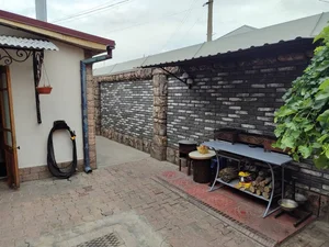 Фото 2 Дом в районе около парка Бабура