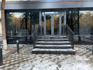 Фото 1 Коммерческое помещение в маг. Виноград