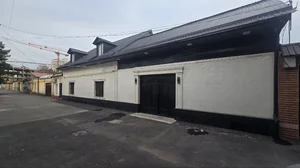 Фото 1 Дом в Мирабадском районе