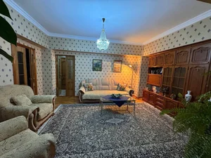 Фото 2 2-комн. квартира в ЦУМе