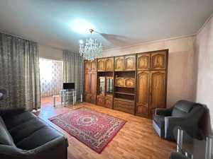 Фото 1 3-комн. квартира в Госпитальном