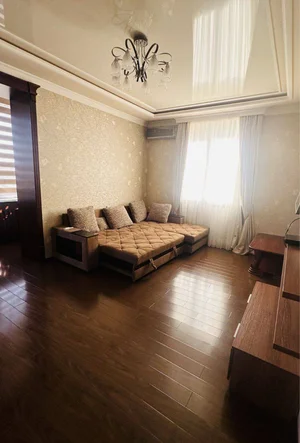 Фото 2 2-комн. квартира в Мирабадском районе