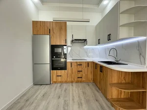 Фото 1 3-комн. квартира в Muhtasham