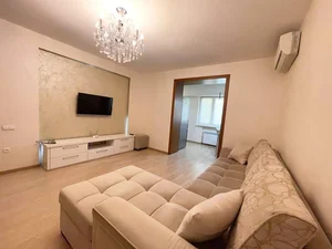 Фото 1 3-комн. квартира в МИД