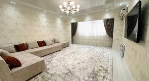 Фото 1 3-комн. квартира в Дружба Народов