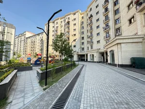 Фото 1 Квартира в перекрёсток Циолковского