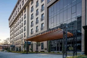 Фото 1 3-комн. квартира в Ц-4, Шедевр