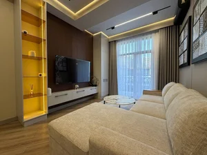 Фото 1 2-комн. квартира в Новомосковская