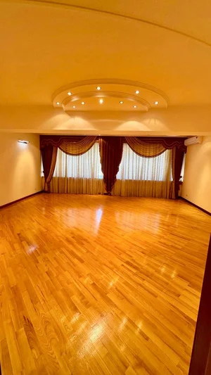 Фото 1 Квартира в Мирабадском районе