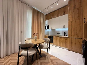 Фото 5 2-комн. квартира в Садык Азимова Эфенди