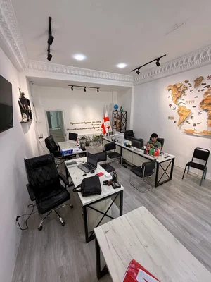 Фото 2 Коммерция в улица Бобура