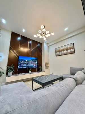 Фото 2 2-комн. квартира в Мирабад Авеню