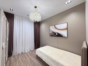 Фото 4 3-комн. квартира в Миробадский район