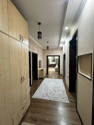 Фото 4 4-комн. квартира в Транспортный Университет