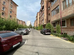 Фото 1 4-комн. квартира в Мирабадском районе