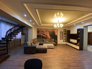 Фото 3 4-комн. квартира в Мирабадском районе