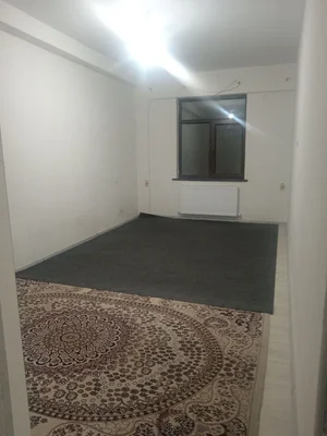 Фото 1 2-комн. квартира в Метро 5-бекат