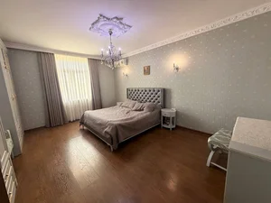 Фото 4 6-комн. квартира в Массив Эльбек