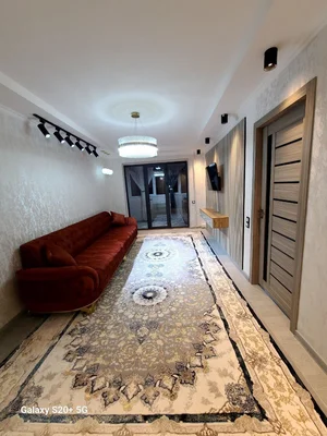 Фото 1 2-комн. квартира в Партсъезд