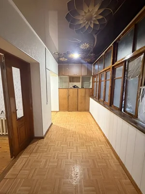 Фото 1 2-комн. квартира в Шота Руставели