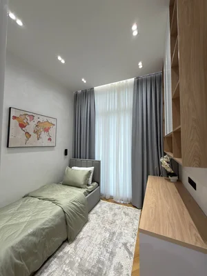 Фото 5 4-комн. квартира в Макро, Перекресток